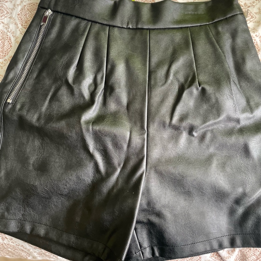 Fux Leather shirt from vixen size med